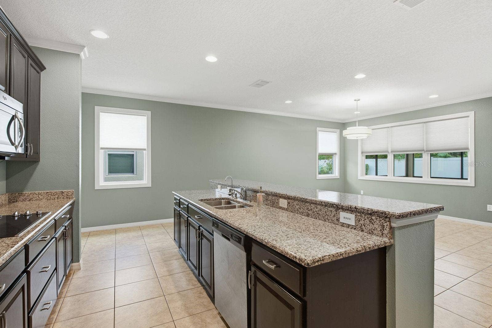 3148 MACINTOSH ROAD, Land O Lakes, FL 34639 3148 MACINTOSH ROAD, Land O Lakes, FL 34639