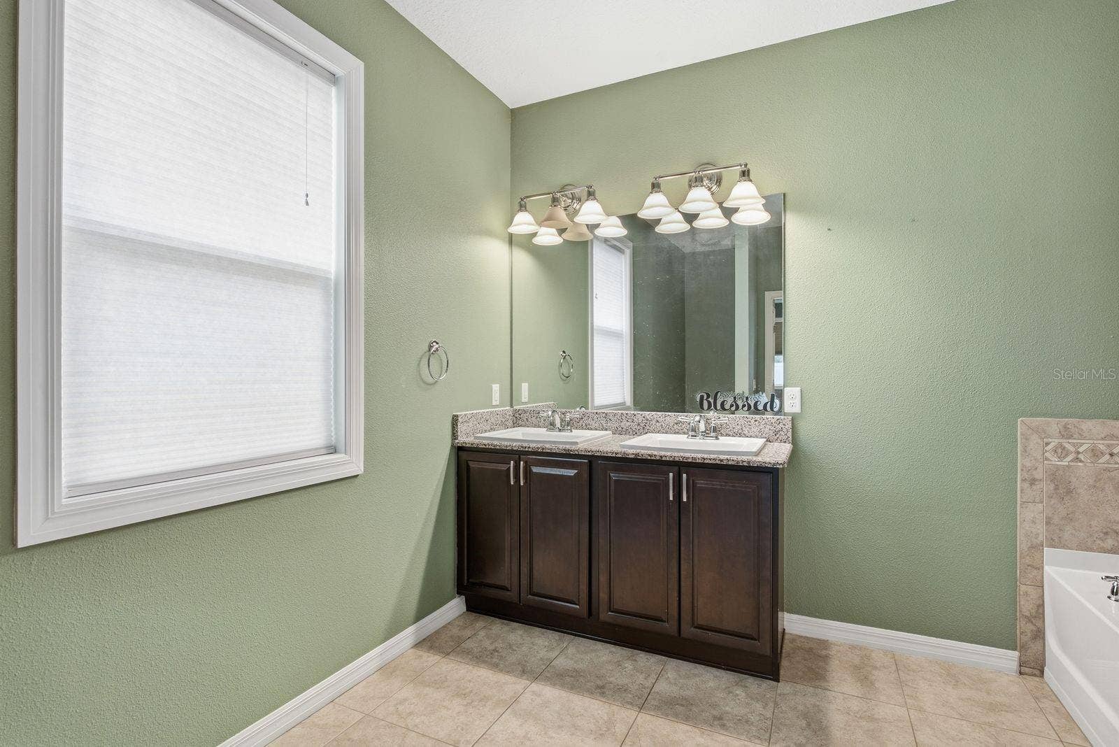 3148 MACINTOSH ROAD, Land O Lakes, FL 34639 3148 MACINTOSH ROAD, Land O Lakes, FL 34639