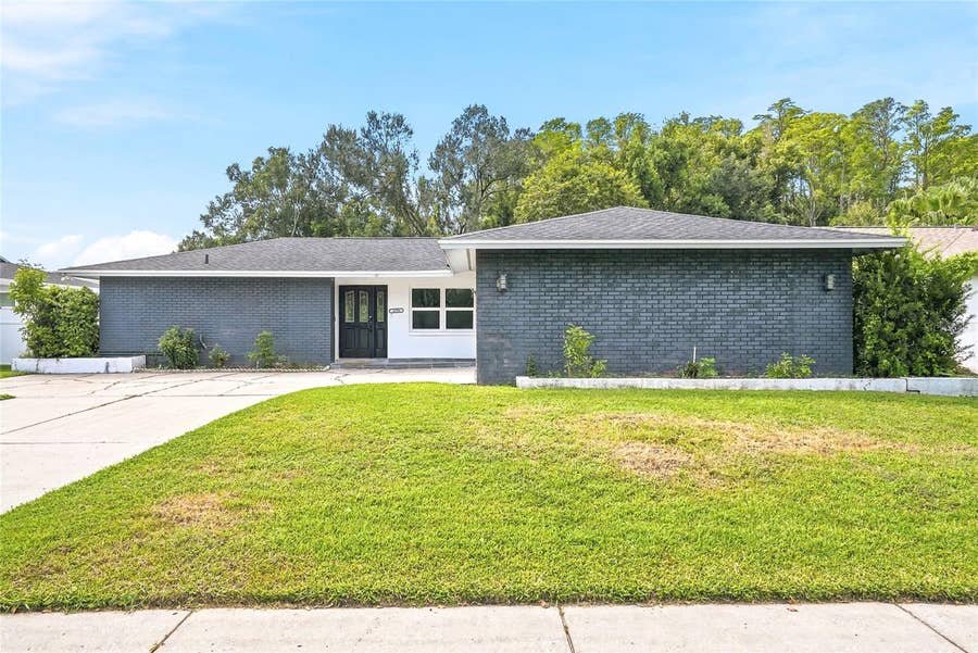 Property photo for 4206 WINDTREE DRIVE, Tampa, FL