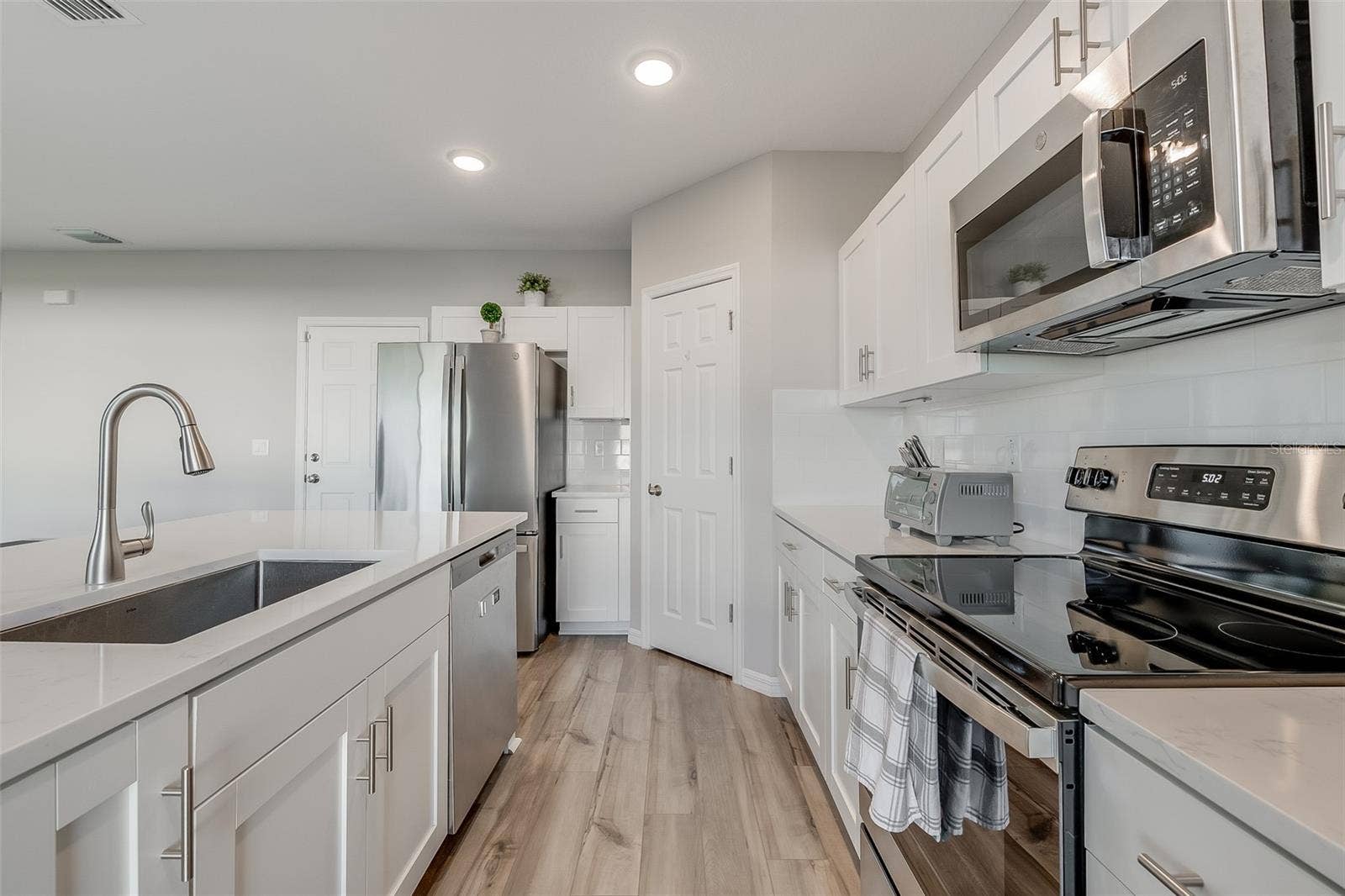 12625 TANNENCREST DRIVE, Riverview, FL 33579 12625 TANNENCREST DRIVE, Riverview, FL 33579