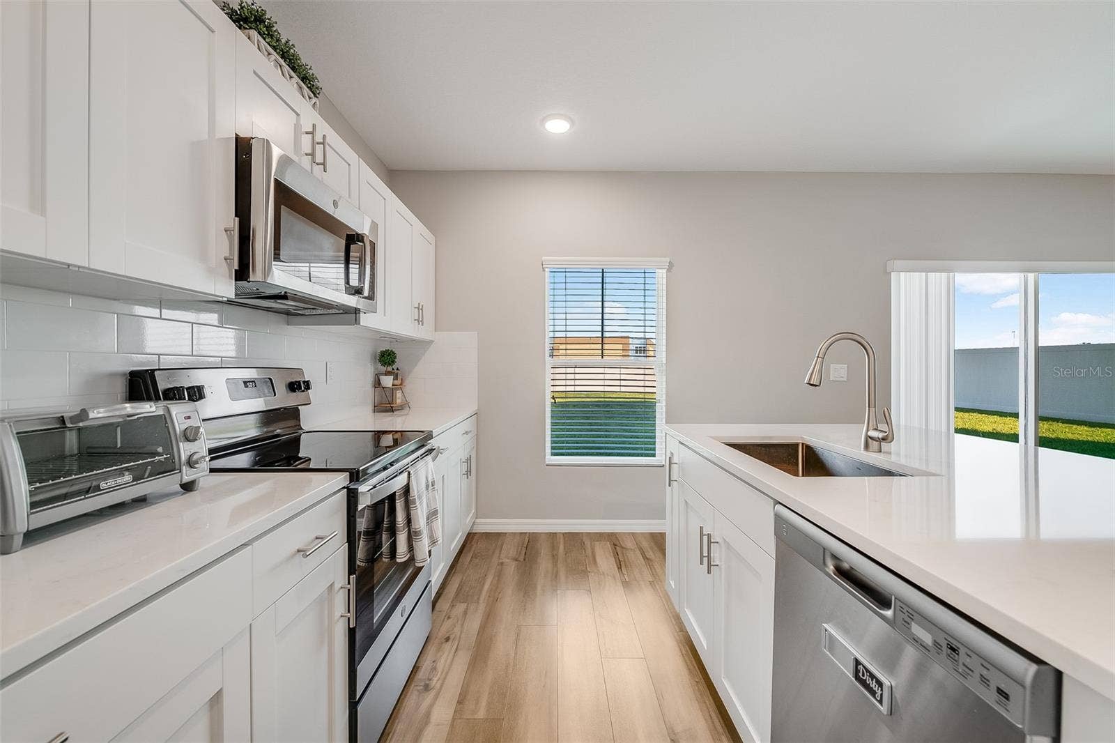 12625 TANNENCREST DRIVE, Riverview, FL 33579 12625 TANNENCREST DRIVE, Riverview, FL 33579