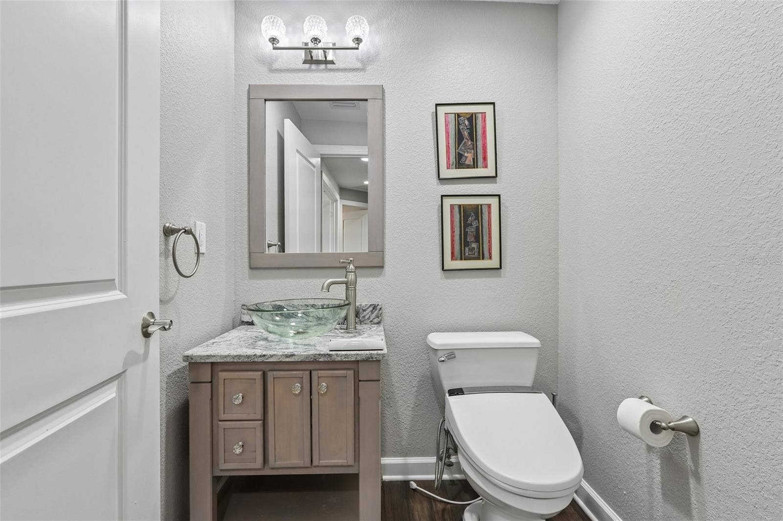 5823 BOWEN DANIEL DRIVE, #601, Tampa, FL 33616 Powder Room
