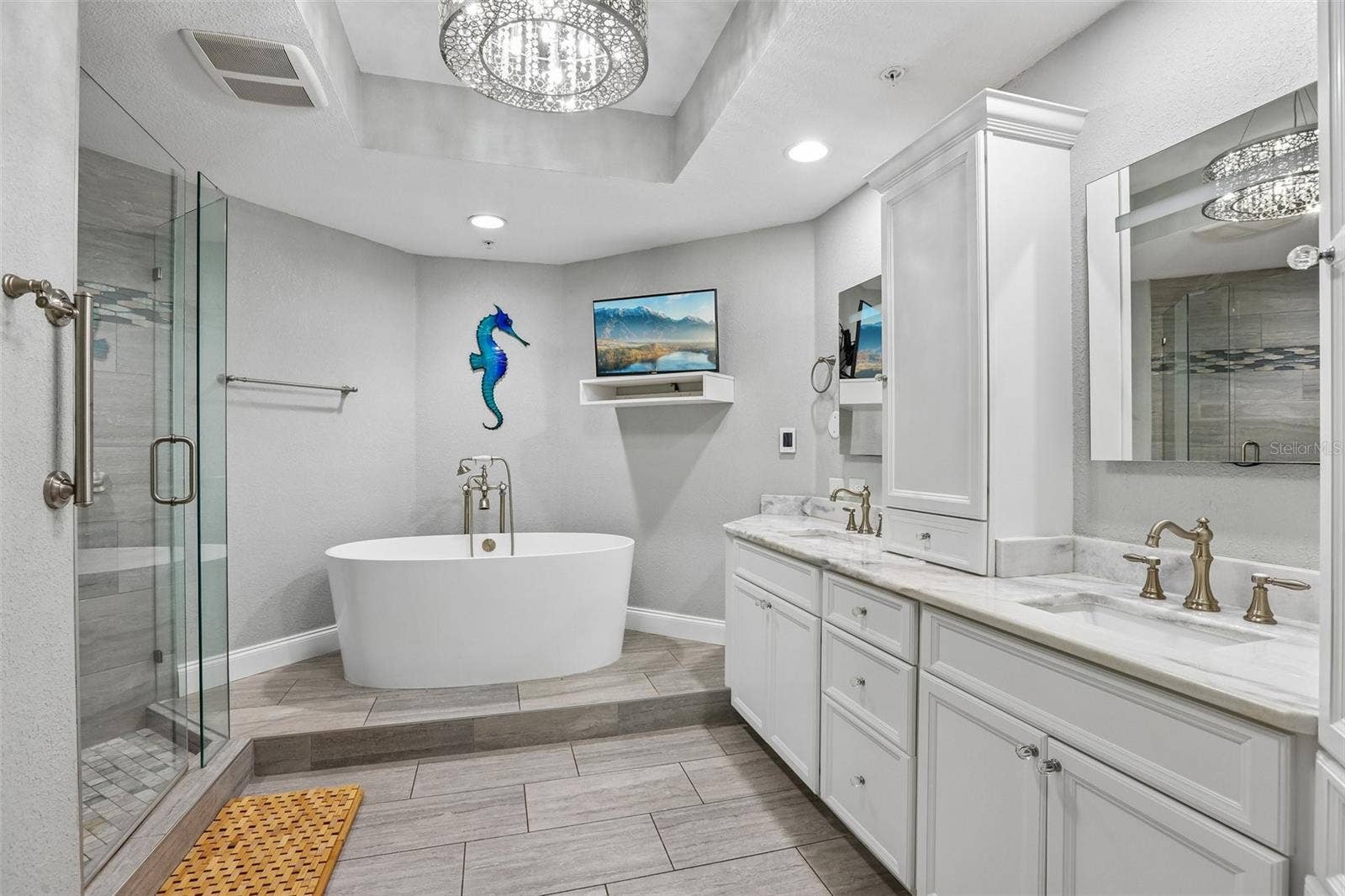 5823 BOWEN DANIEL DRIVE, #601, Tampa, FL 33616 5823 BOWEN DANIEL DRIVE, #601, Tampa, FL 33616