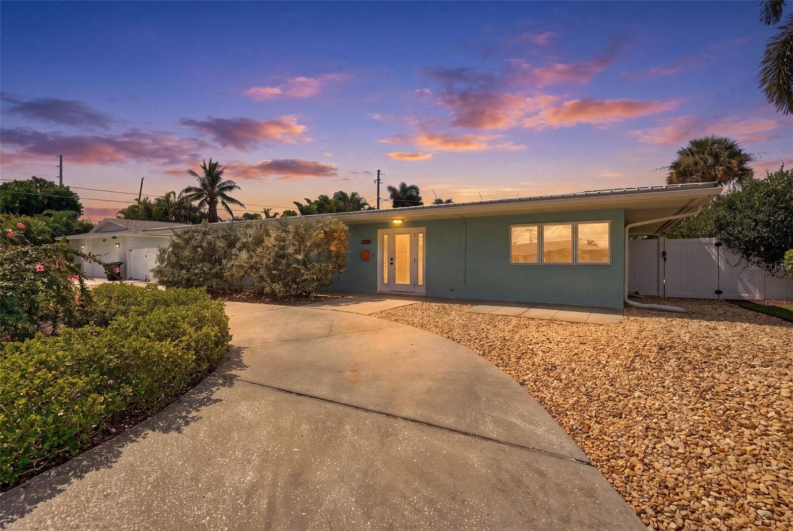 5285 40TH STREET S, St Petersburg, FL 33711 5285 40TH STREET S, St Petersburg, FL 33711