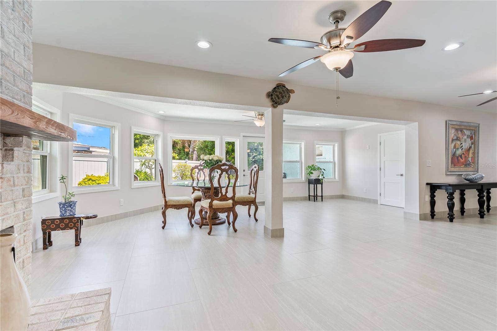 404 HARBOR DRIVE S, Indian Rocks Beach, FL 33785 404 HARBOR DRIVE S, Indian Rocks Beach, FL 33785