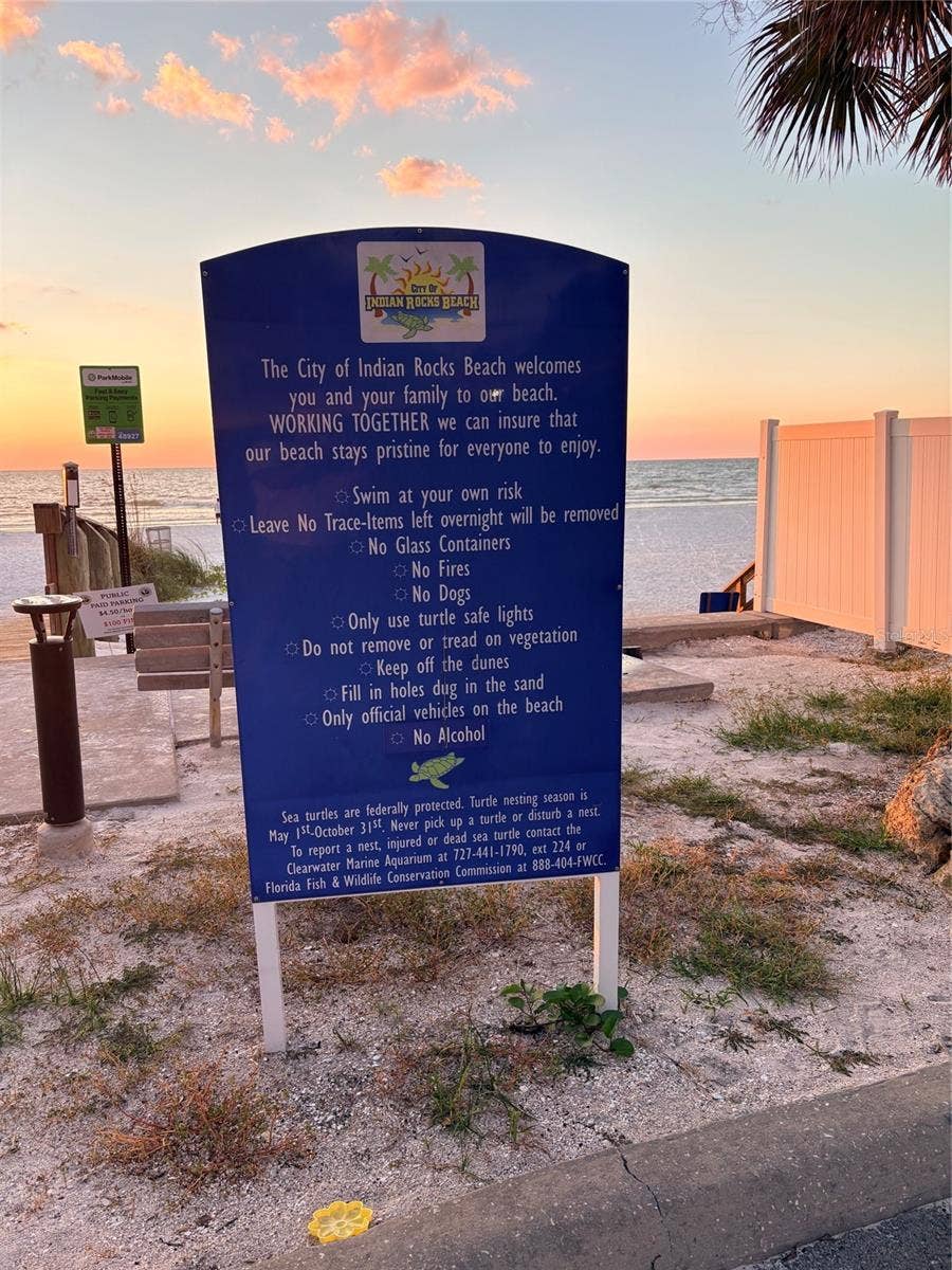 404 HARBOR DRIVE S, Indian Rocks Beach, FL 33785 404 HARBOR DRIVE S, Indian Rocks Beach, FL 33785