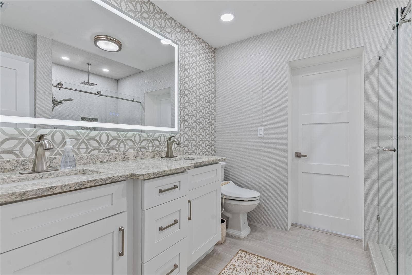 404 HARBOR DRIVE S, Indian Rocks Beach, FL 33785 Guest Bathroom
