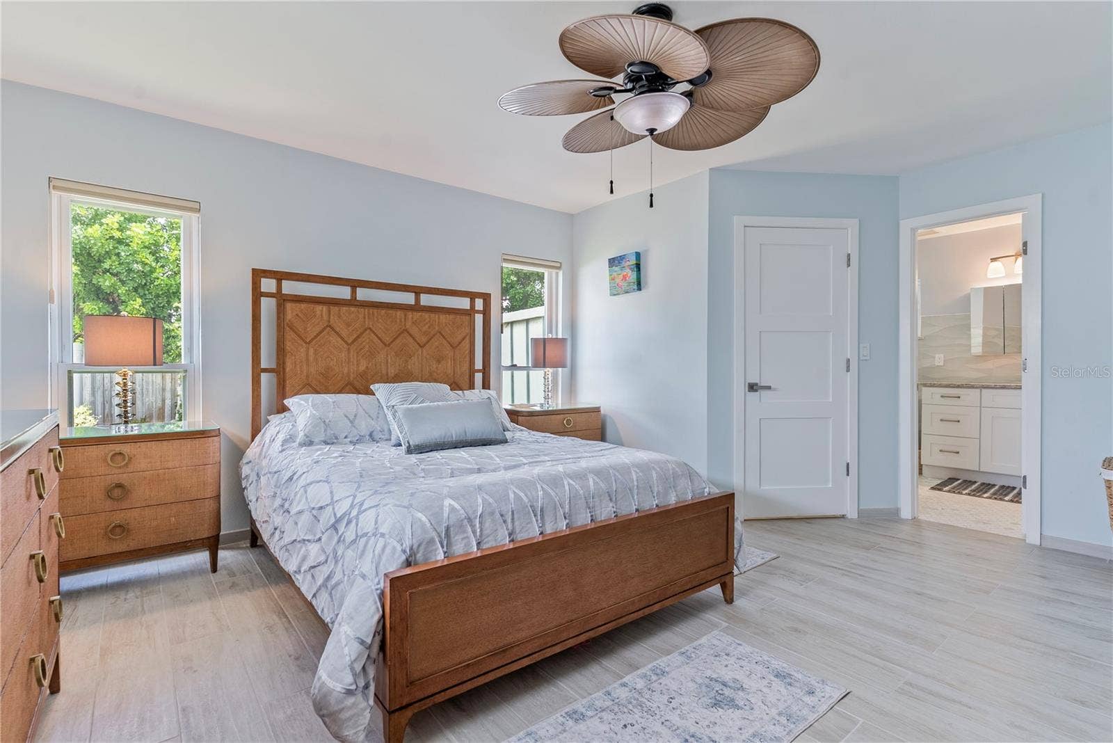 404 HARBOR DRIVE S, Indian Rocks Beach, FL 33785 Primary Suite