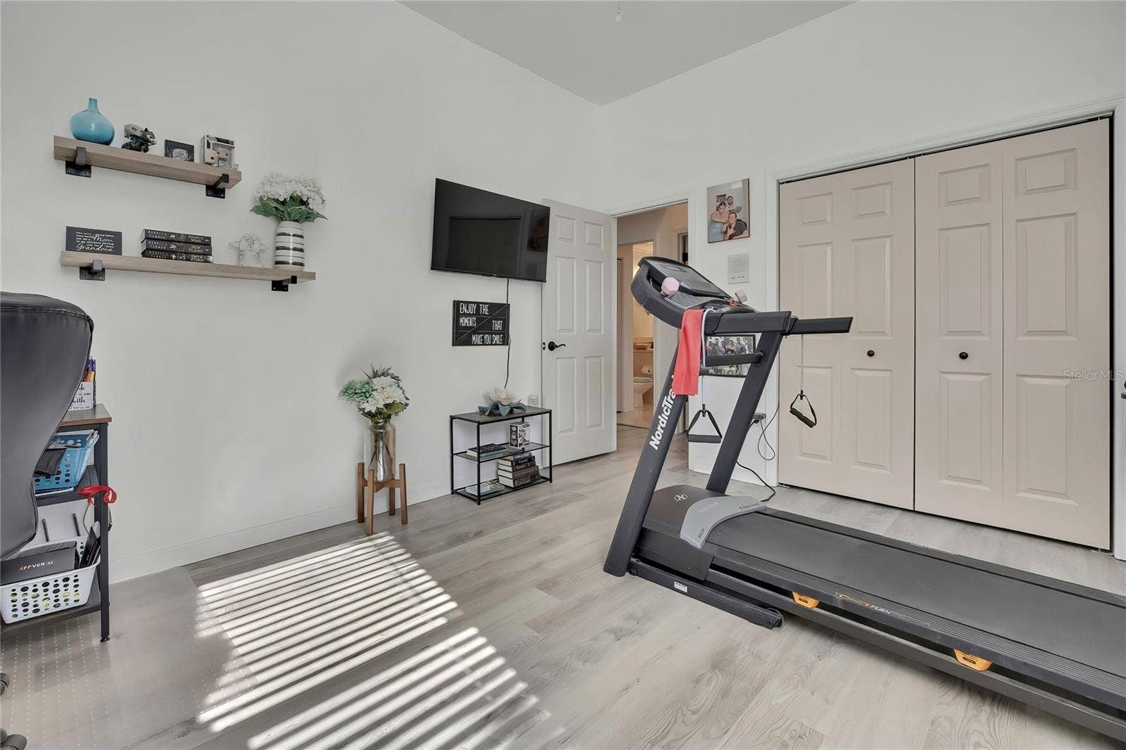 83 OAK VILLAGE BOULEVARD S, Homosassa, FL 34446