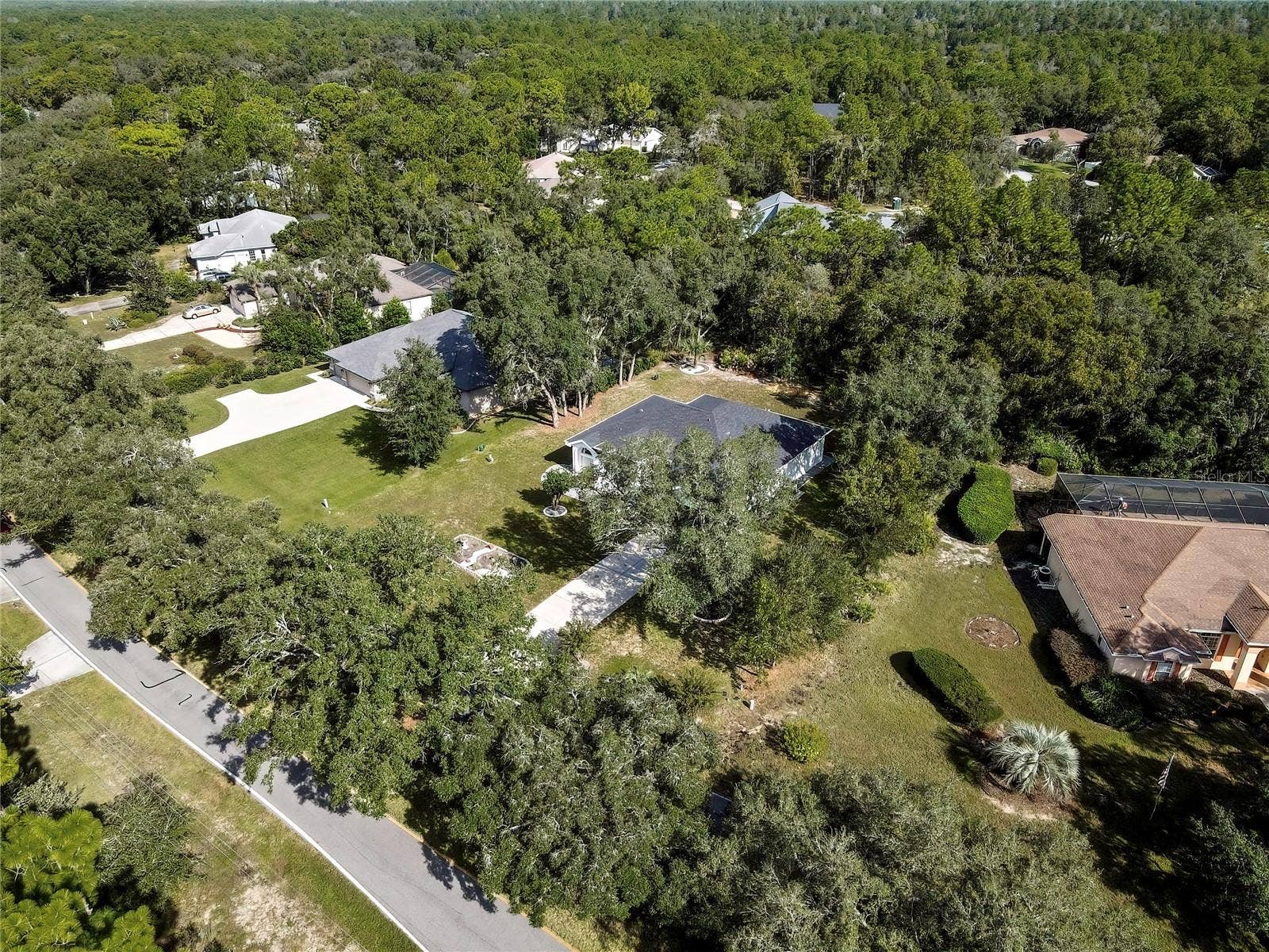 83 OAK VILLAGE BOULEVARD S, Homosassa, FL 34446