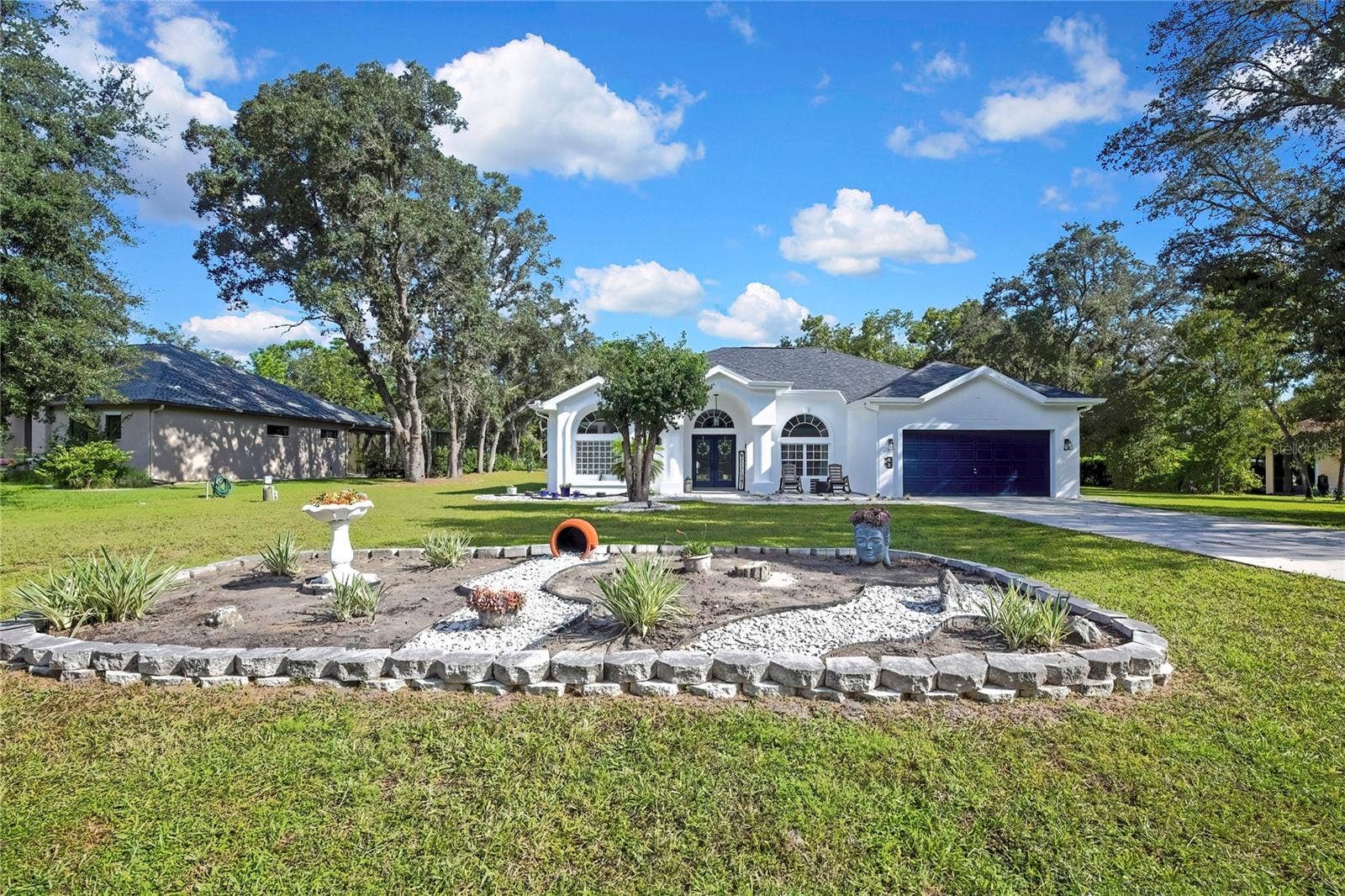 83 OAK VILLAGE BOULEVARD S, Homosassa, FL 34446