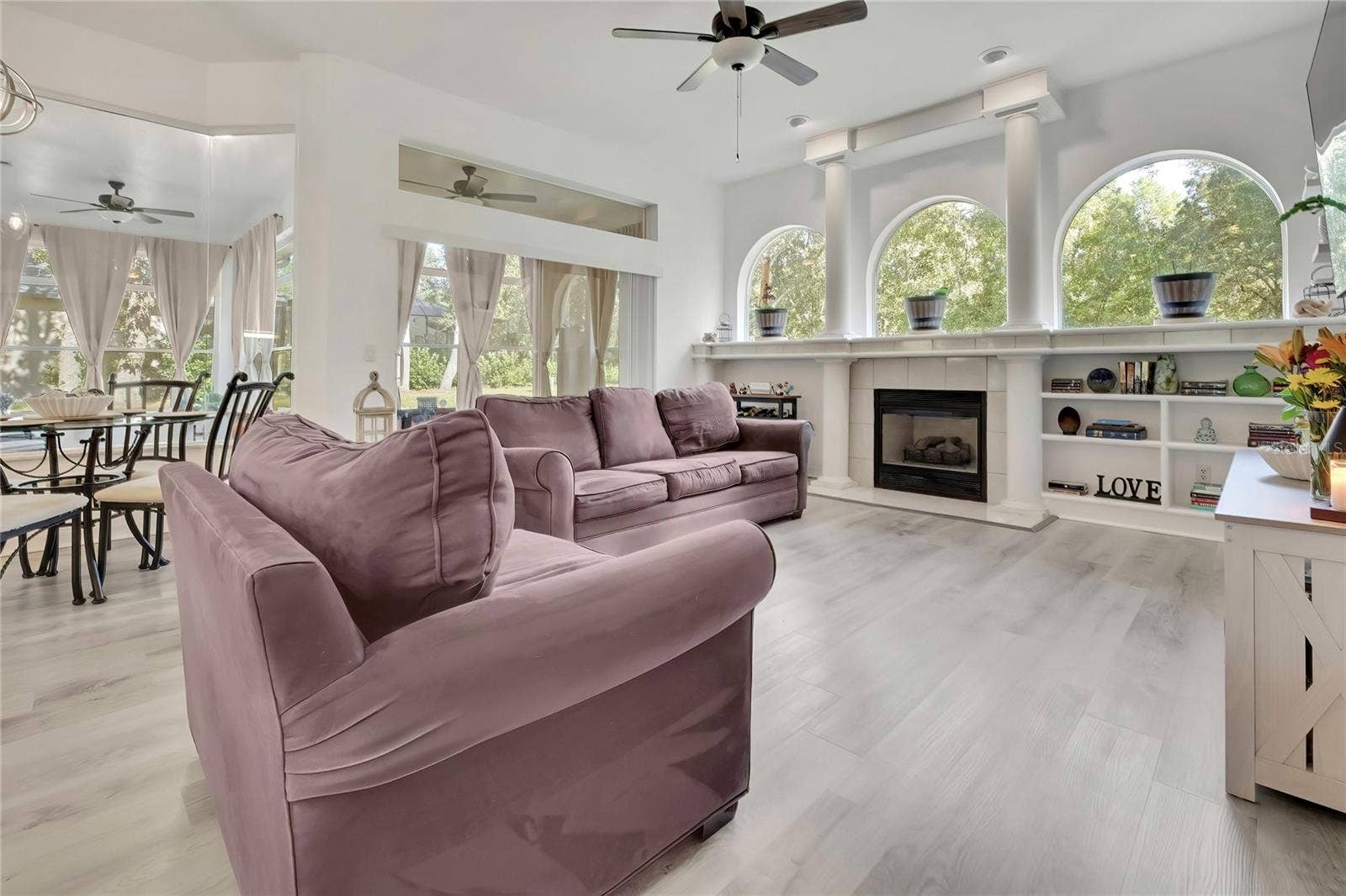 83 OAK VILLAGE BOULEVARD S, Homosassa, FL 34446