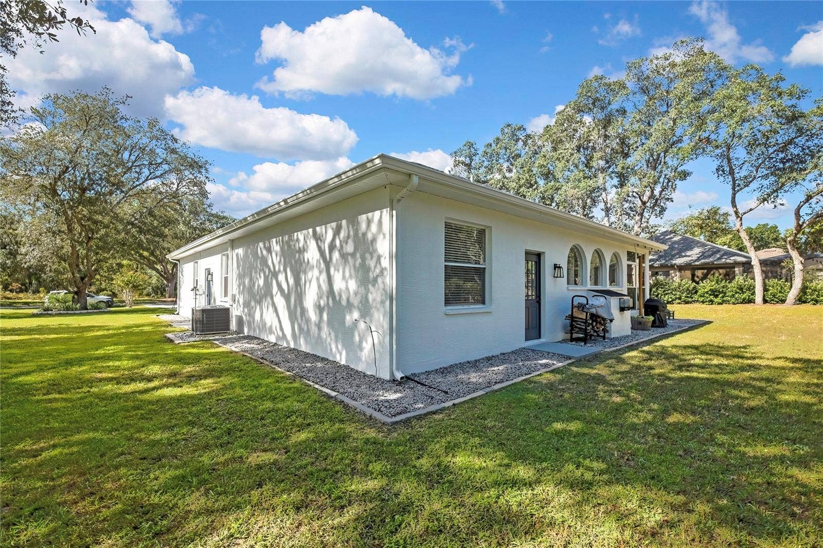 83 OAK VILLAGE BOULEVARD S, Homosassa, FL 34446