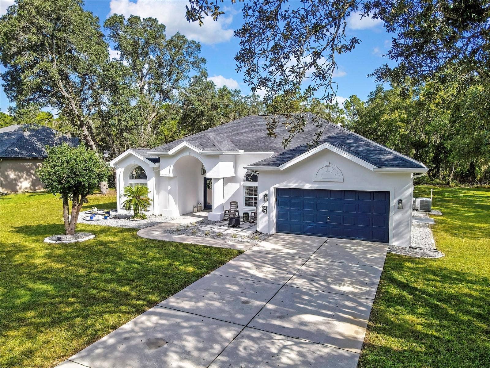 83 OAK VILLAGE BOULEVARD S, Homosassa, FL 34446