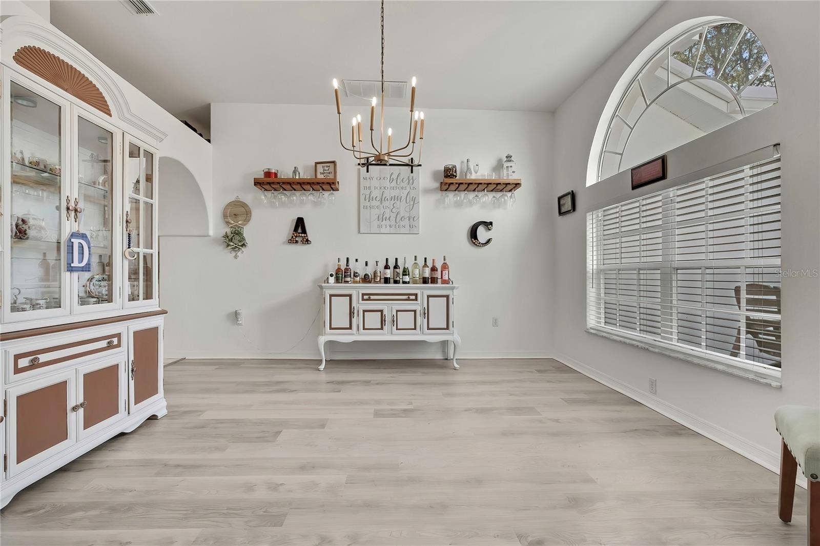 83 OAK VILLAGE BOULEVARD S, Homosassa, FL 34446