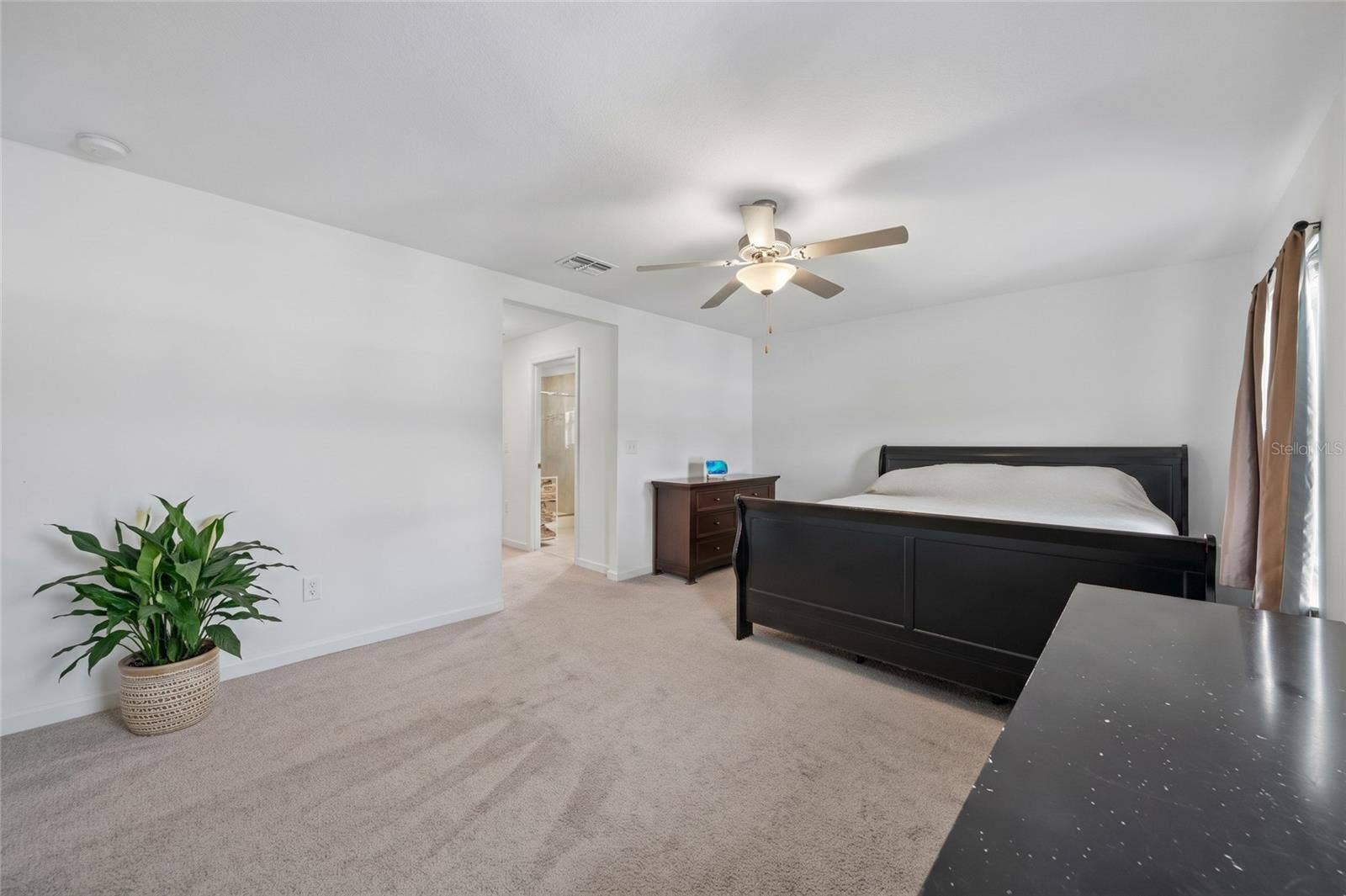 5111 FORUM BOULEVARD, Holiday, FL 34690 5111 FORUM BOULEVARD, Holiday, FL 34690