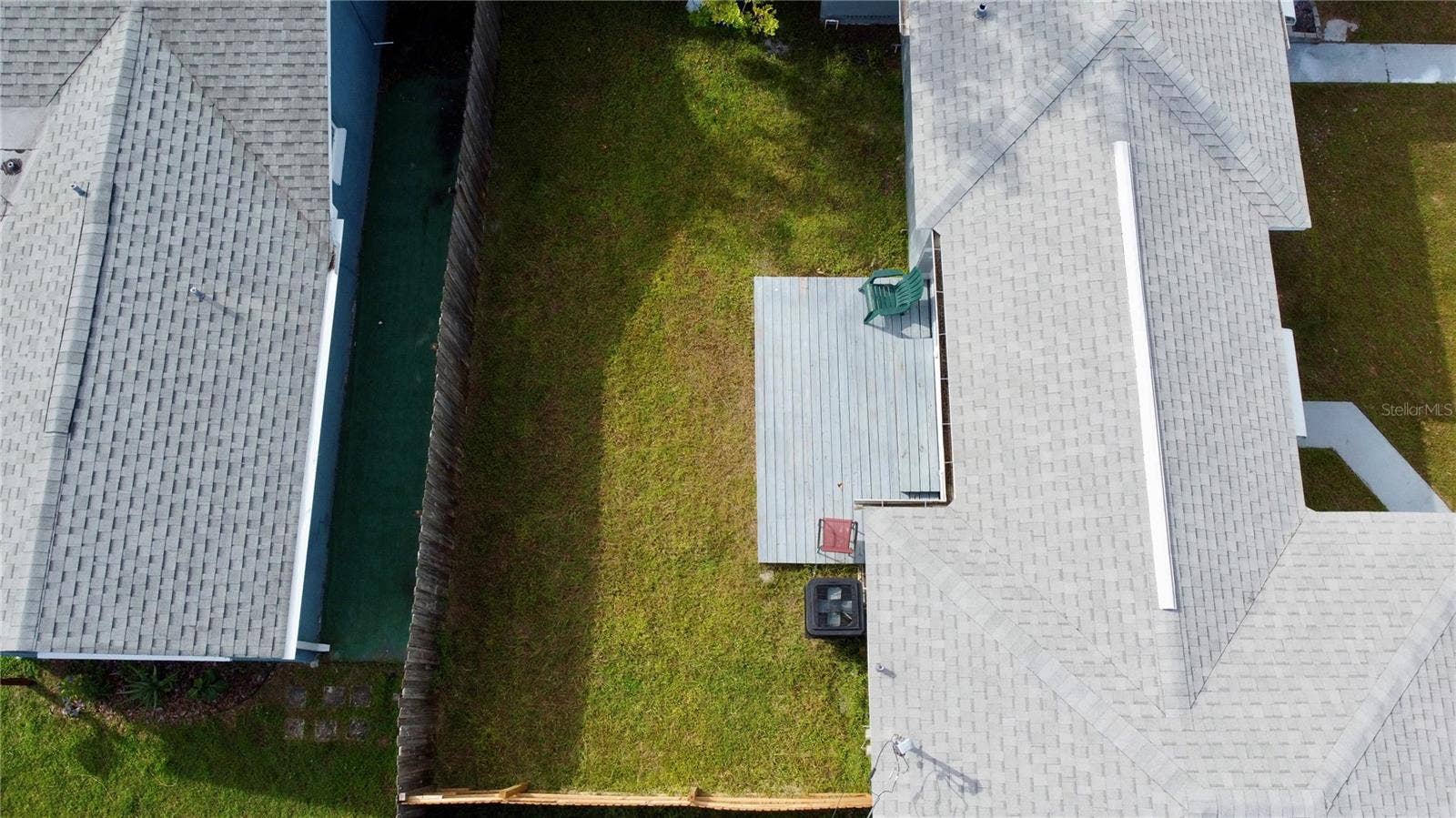 301 80TH AVENUE NE, St Petersburg, FL 33702