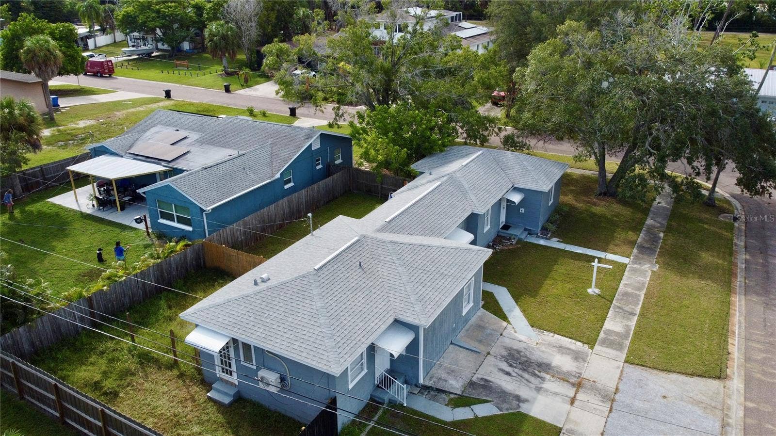 301 80TH AVENUE NE, St Petersburg, FL 33702