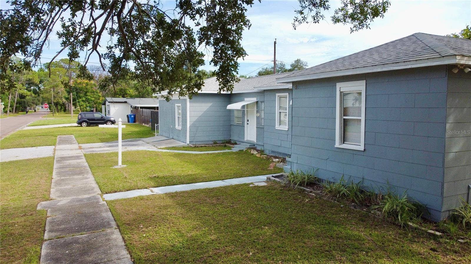 301 80TH AVENUE NE, St Petersburg, FL 33702