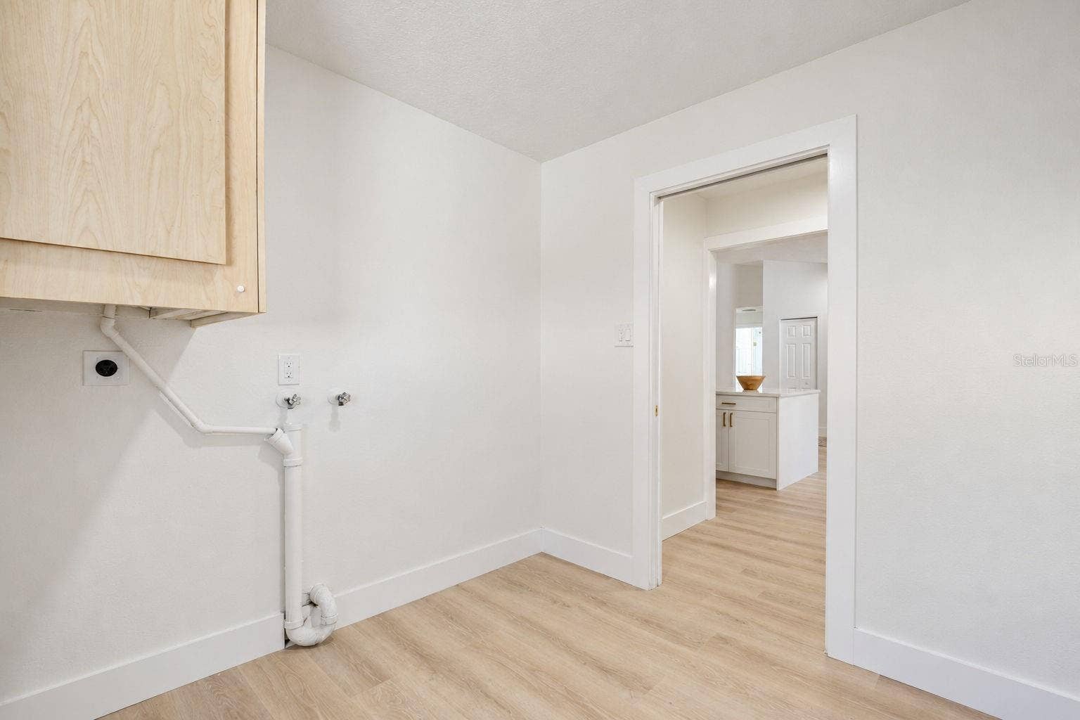 1785 ALBEMARLE ROAD, Clearwater, FL 33764 1785 ALBEMARLE ROAD, Clearwater, FL 33764