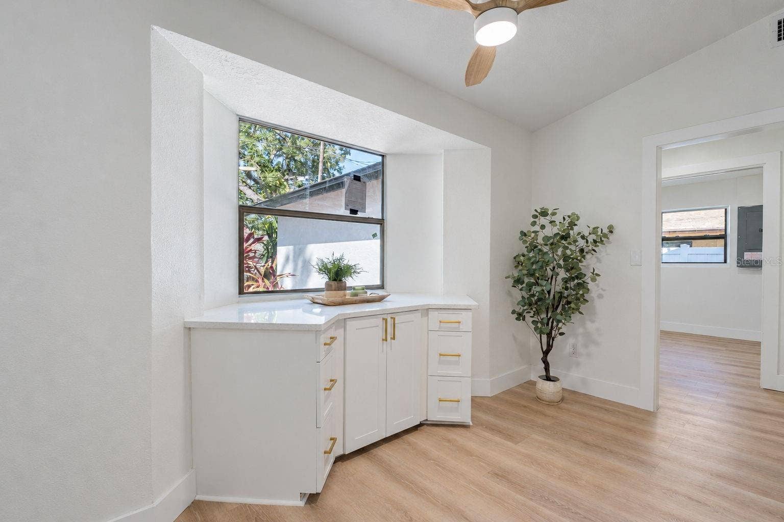1785 ALBEMARLE ROAD, Clearwater, FL 33764 1785 ALBEMARLE ROAD, Clearwater, FL 33764