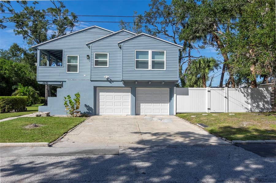 Property photo for 2230 E HARBOR DRIVE S, St Petersburg, FL