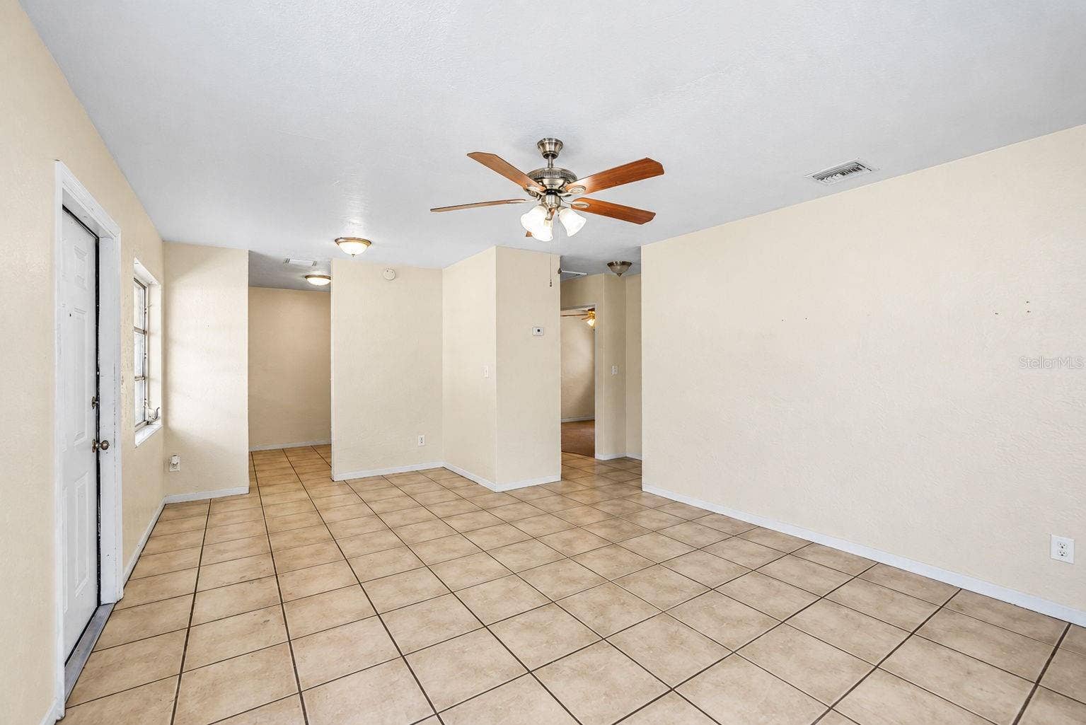 173 38TH AVENUE SE, St Petersburg, FL 33705 Unit 2 - Dining Room by Kitchen
