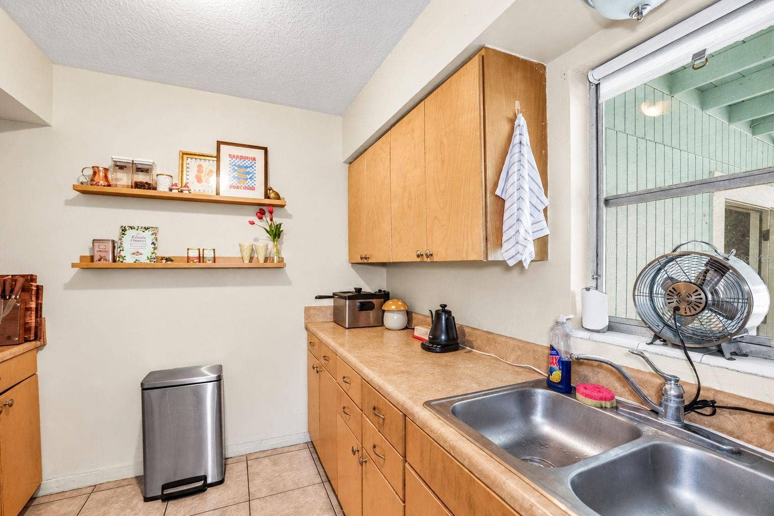 173 38TH AVENUE SE, St Petersburg, FL 33705 Unit 1 - Kitchen