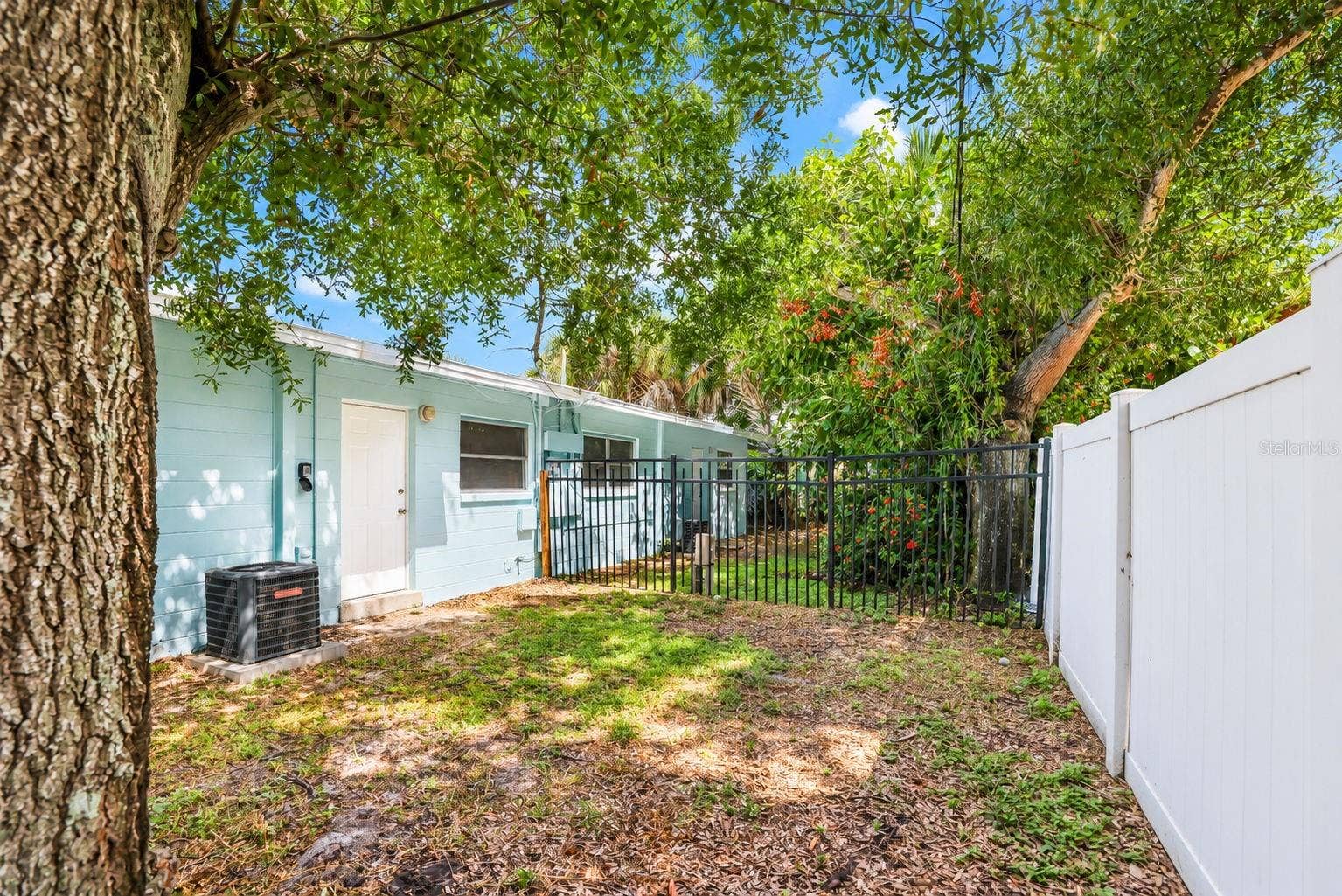 173 38TH AVENUE SE, St Petersburg, FL 33705 Unit 2 - Fenced Backyard