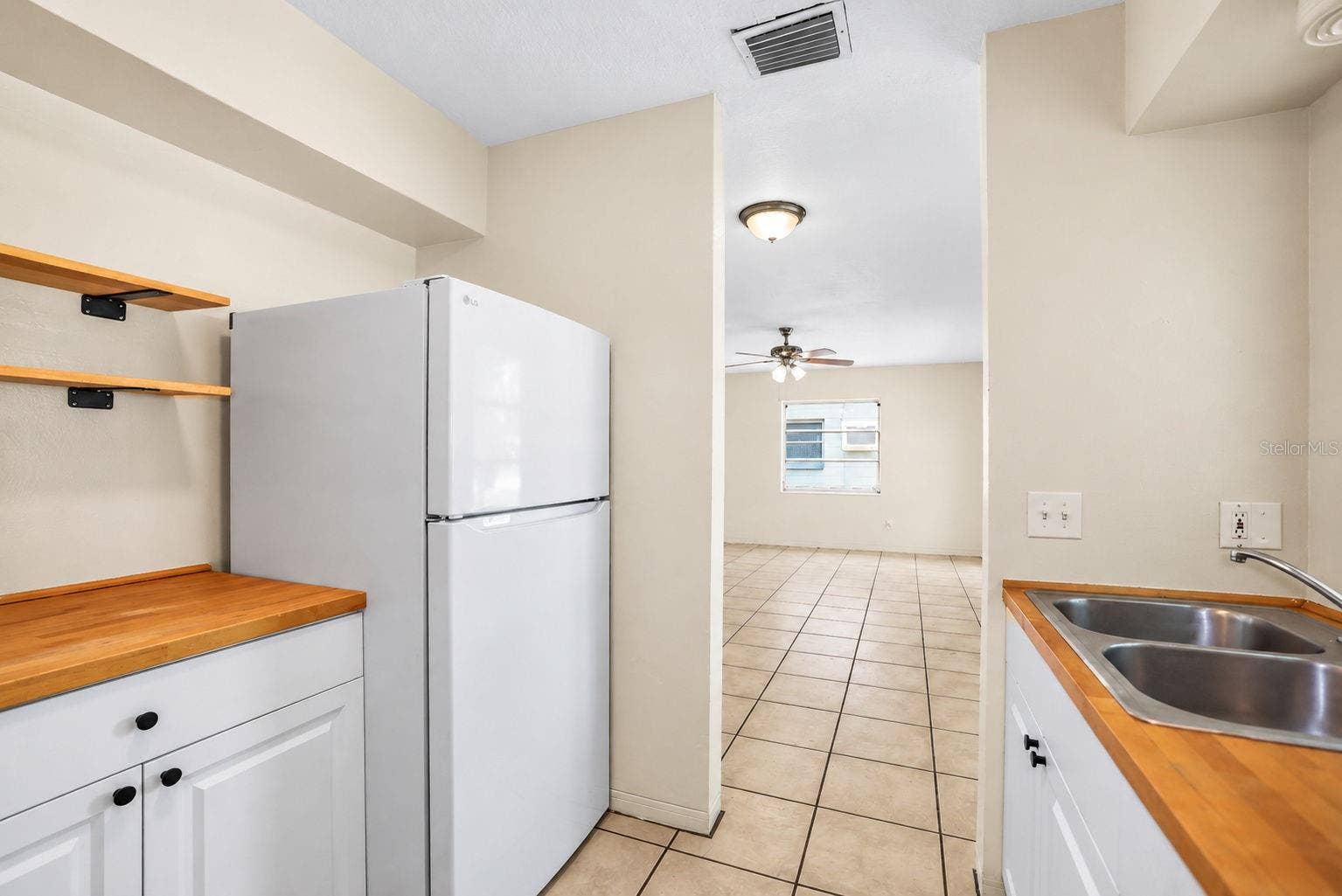 173 38TH AVENUE SE, St Petersburg, FL 33705 Unit 2 - Kitchen