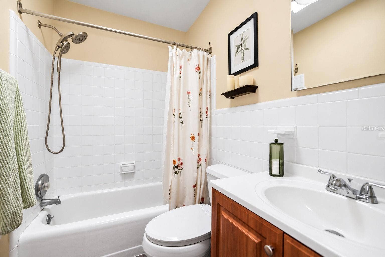 173 38TH AVENUE SE, St Petersburg, FL 33705 Unit 1 - Bathroom