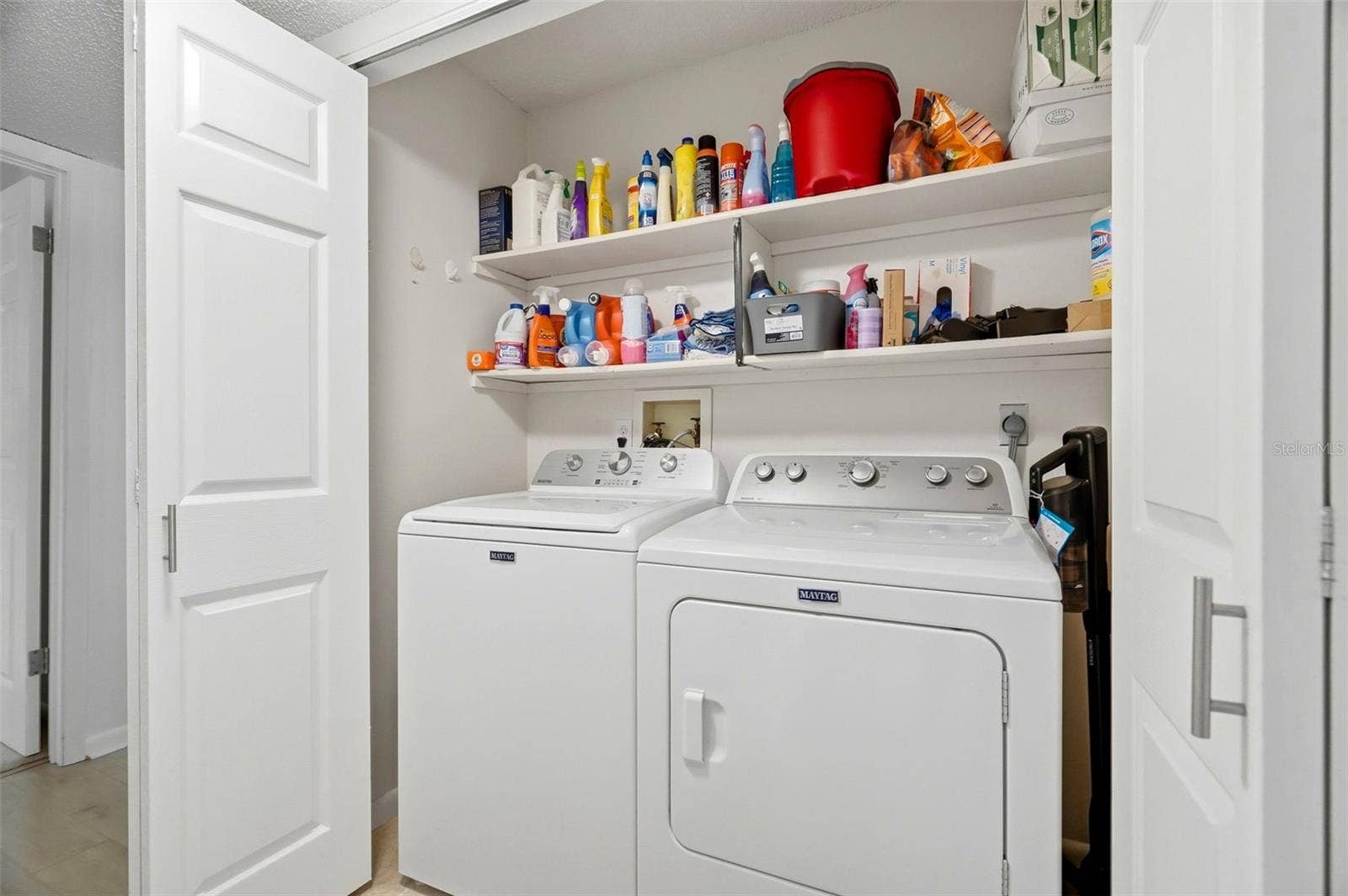 2700 NEBRASKA AVENUE, #2-203, Palm Harbor, FL 34684 Washer & Dryer Closet