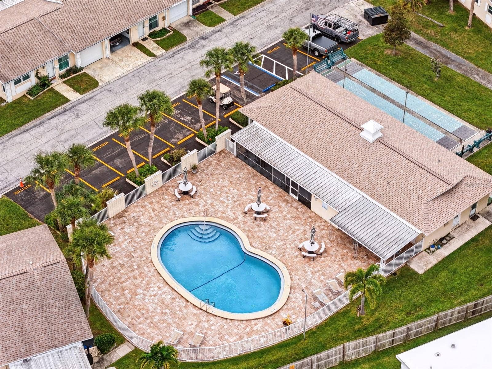 852 OXFORD COURT, Dunedin, FL 34698 Pool and Shuffleboard