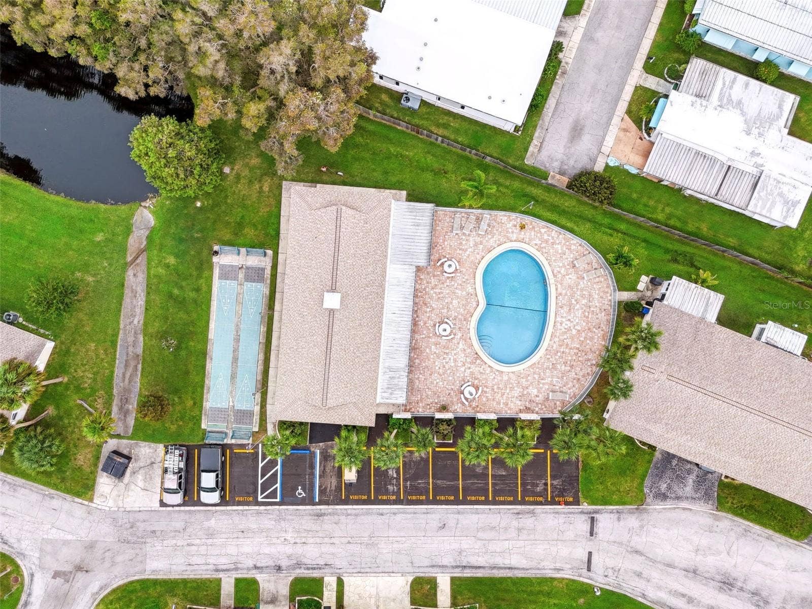 852 OXFORD COURT, Dunedin, FL 34698 Pool and Shuffleboard