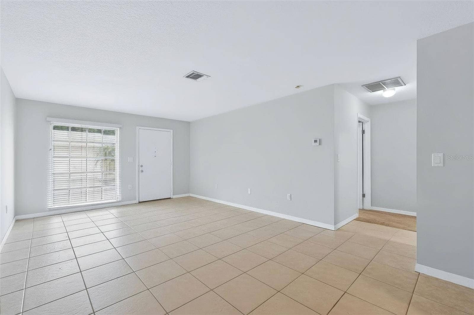 852 OXFORD COURT, Dunedin, FL 34698 Living Room