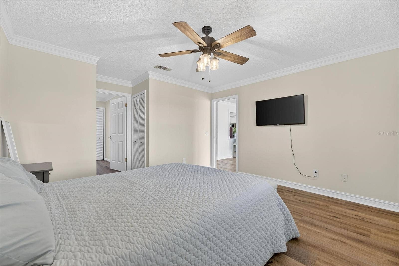 108 WHITETAIL COURT, Sun City Center, FL 33573