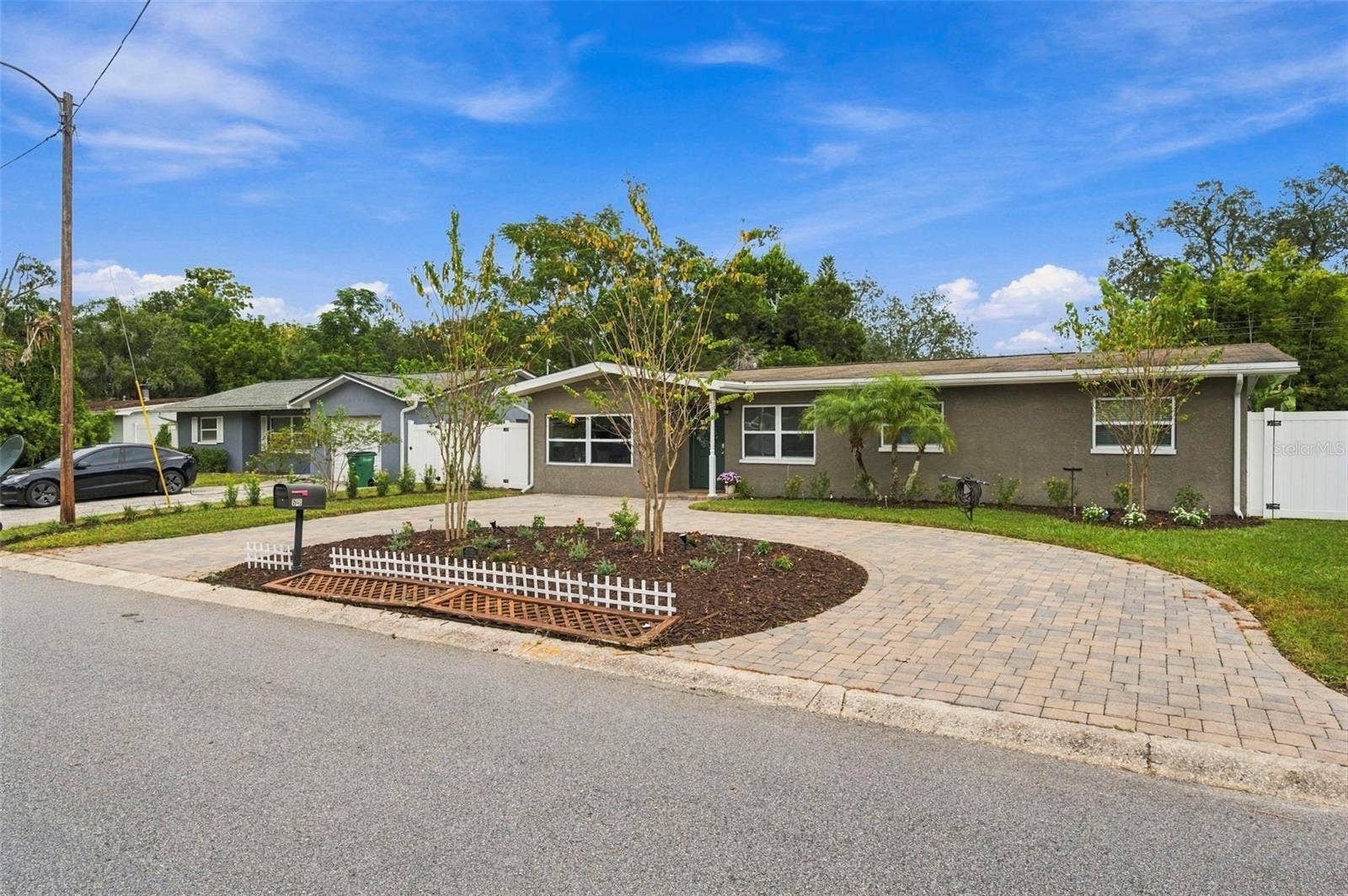 620 PALM PLACE, Safety Harbor, FL 34695