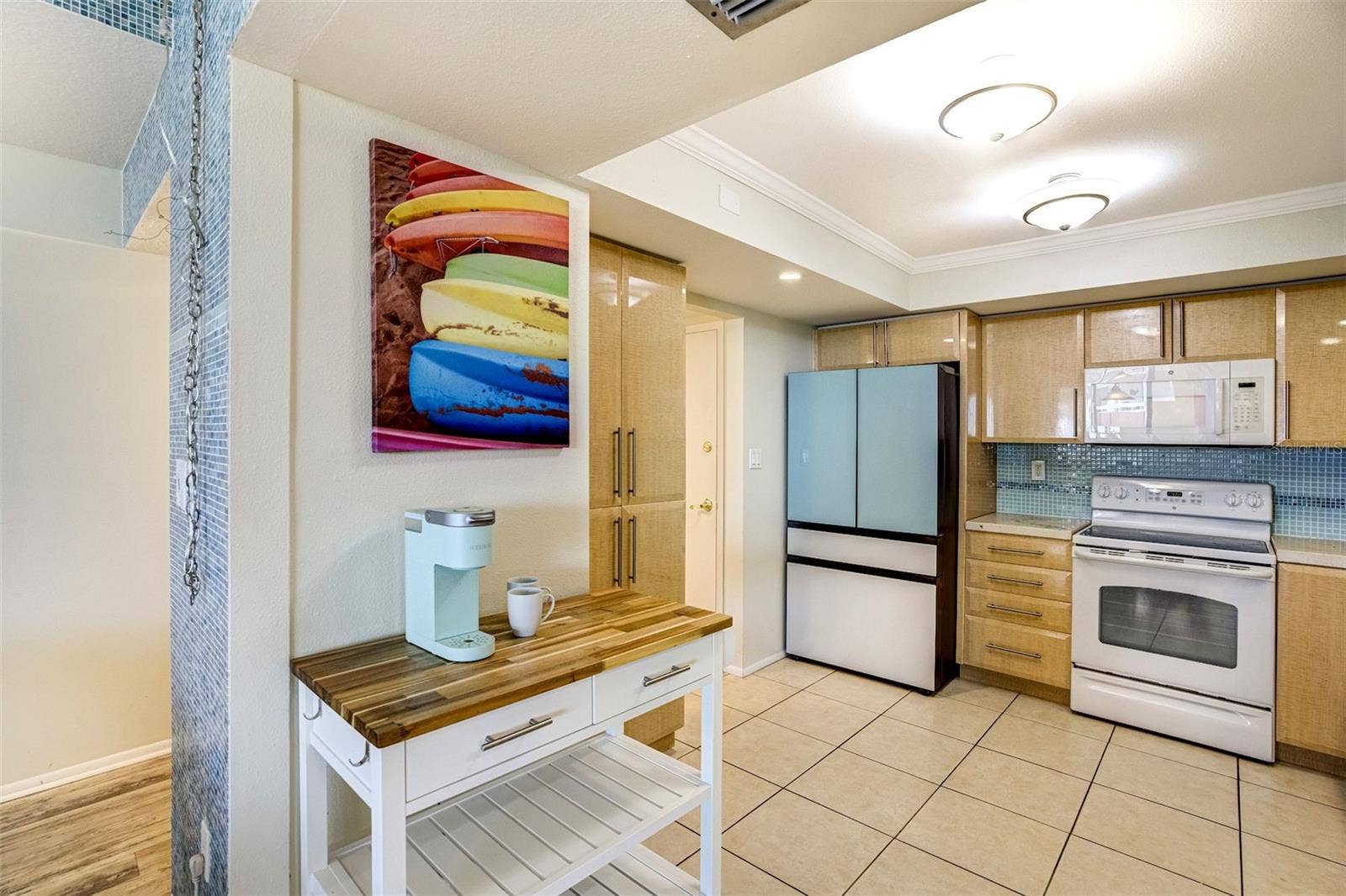 17920 GULF BOULEVARD, #102, Redington Shores, FL 33708 Open Kitchen