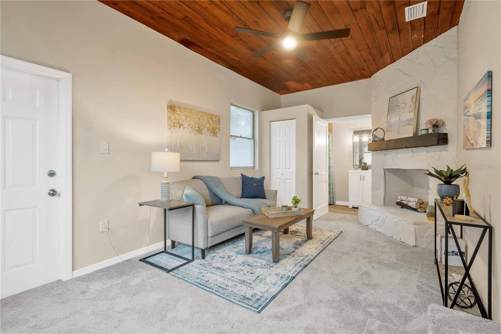 702 E BROAD STREET, Tampa, FL 33604 702 E BROAD STREET, Tampa, FL 33604