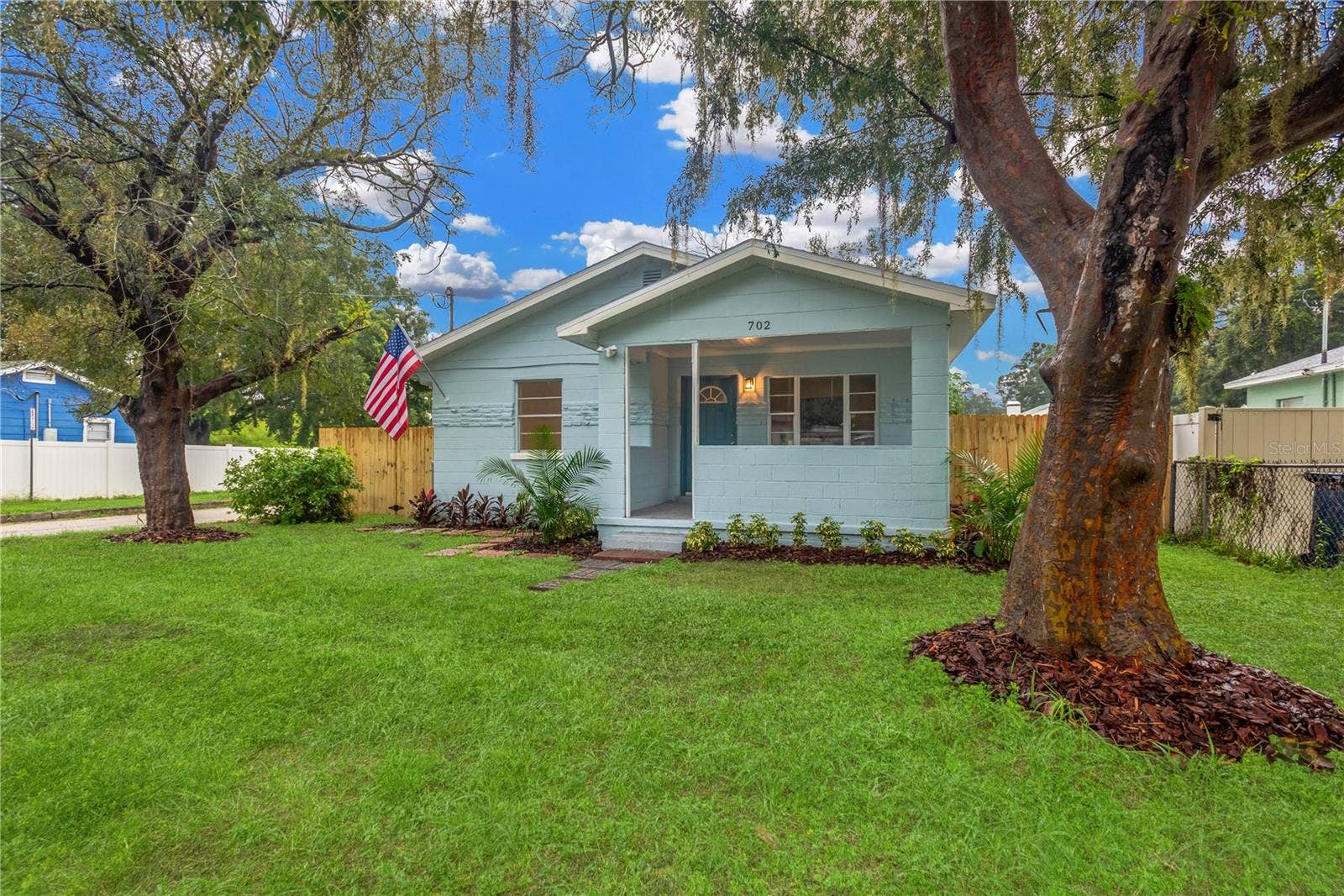 702 E BROAD STREET, Tampa, FL 33604 702 E BROAD STREET, Tampa, FL 33604