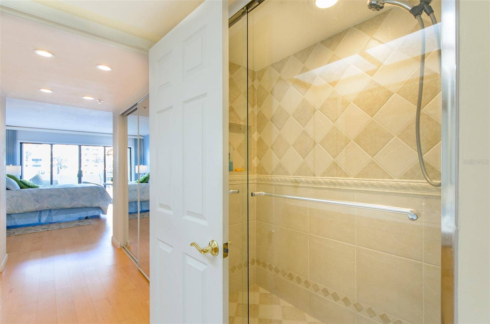 1480 GULF BOULEVARD, #105, Clearwater, FL 33767 1480 GULF BOULEVARD, #105, Clearwater, FL 33767