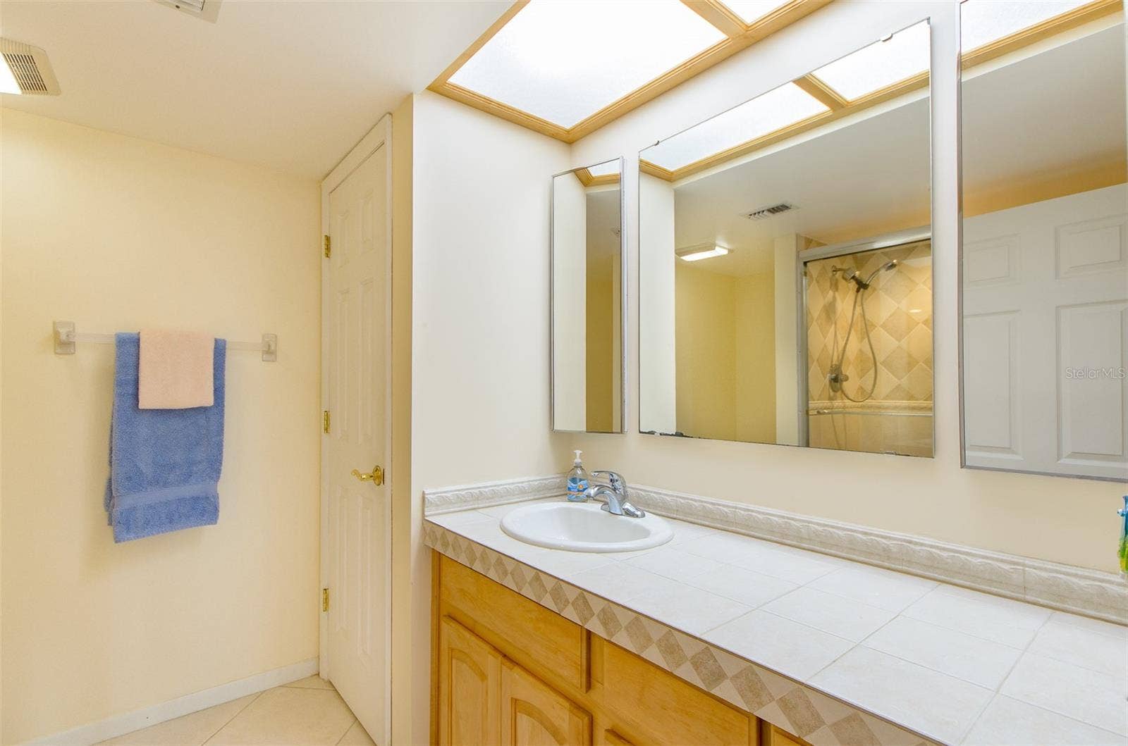 1480 GULF BOULEVARD, #105, Clearwater, FL 33767 1480 GULF BOULEVARD, #105, Clearwater, FL 33767
