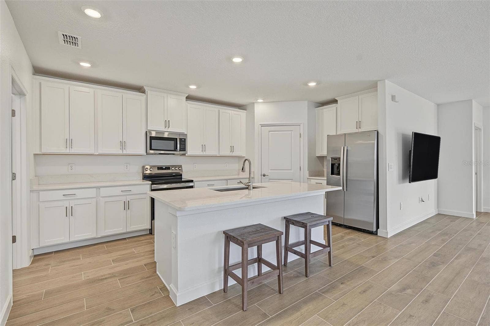 32062 GRIFFIN SANDS LANE, San Antonio, FL 33576