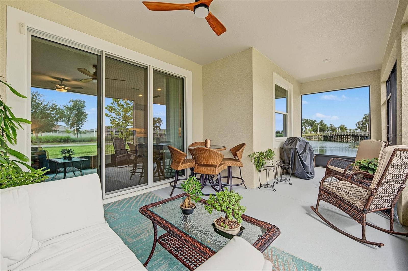 screened & covered lanai