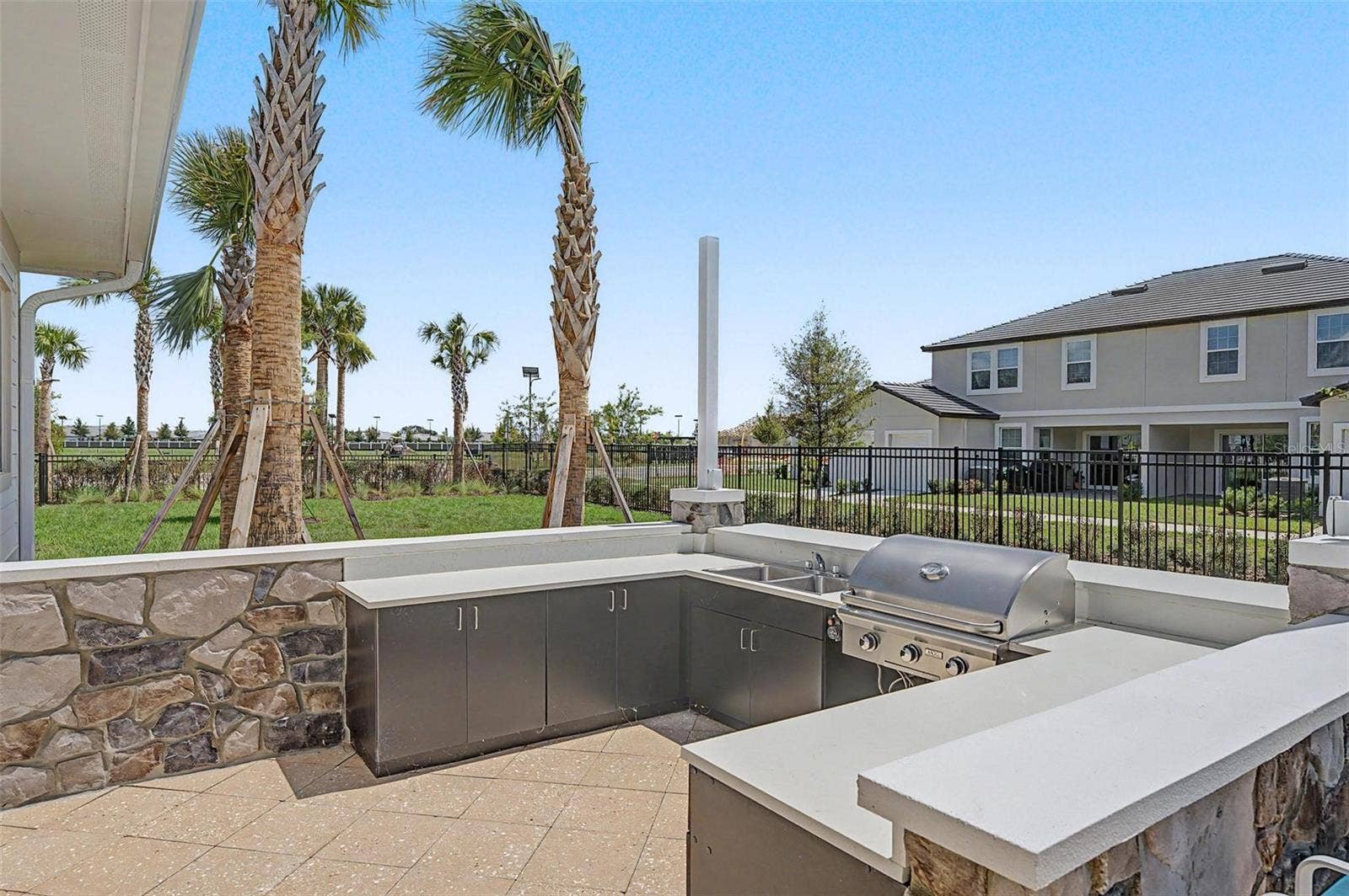 grill area