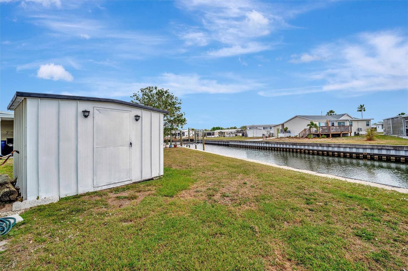 119 E SAINT JOHNS WAY, Apollo Beach, FL 33572 119 E SAINT JOHNS WAY, Apollo Beach, FL 33572