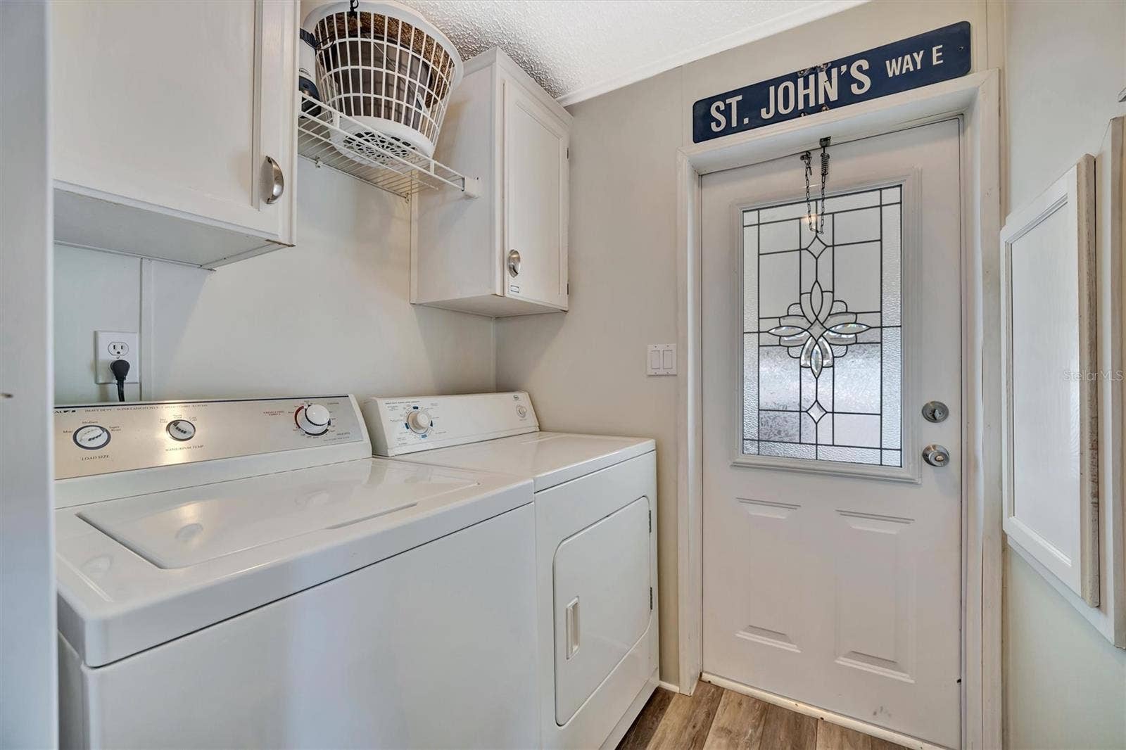 119 E SAINT JOHNS WAY, Apollo Beach, FL 33572 119 E SAINT JOHNS WAY, Apollo Beach, FL 33572