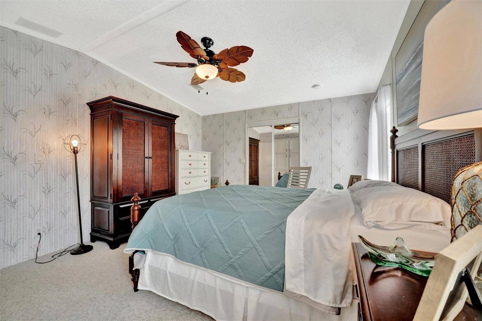 119 E SAINT JOHNS WAY, Apollo Beach, FL 33572 119 E SAINT JOHNS WAY, Apollo Beach, FL 33572