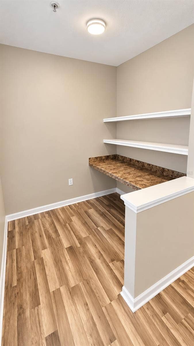 10209 COURTNEY PALMS BOULEVARD, #301, Tampa, FL 33619 Office