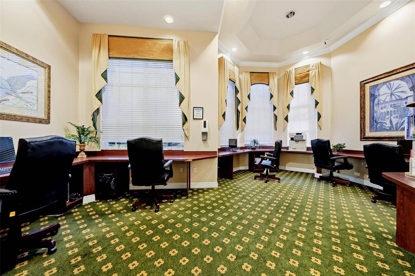 10209 COURTNEY PALMS BOULEVARD, #301, Tampa, FL 33619 Business Center